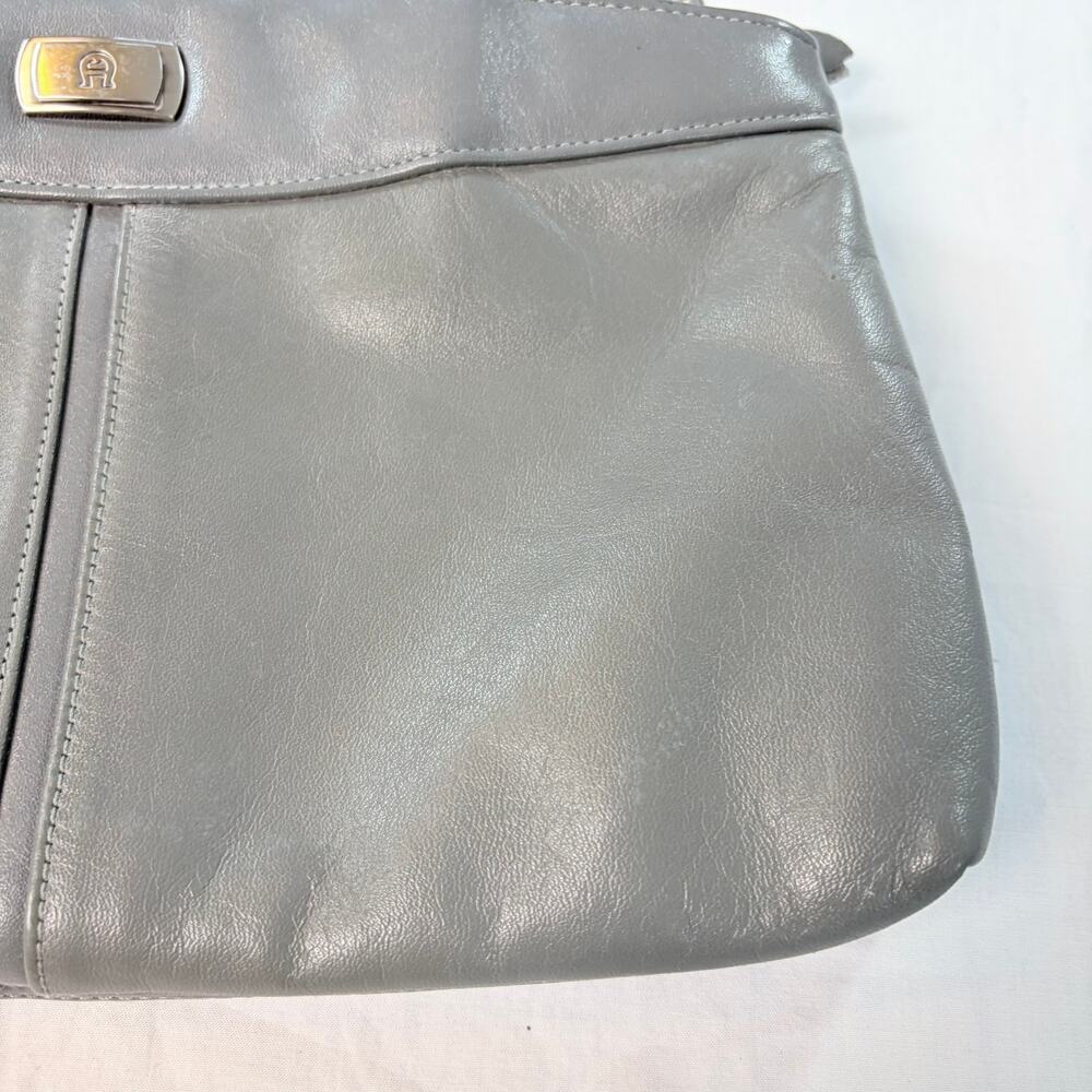 VTG Etienne Aigner gray leather crossbody shoulder bag. 2 pockets. handbag purse - Picture 3 of 9